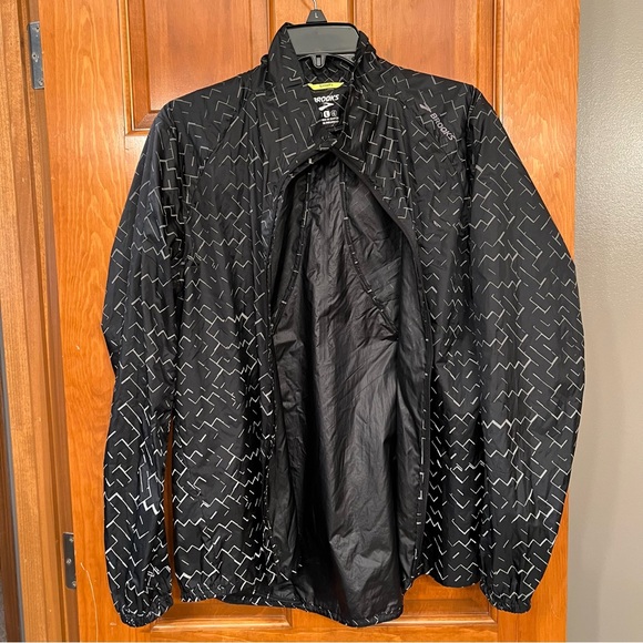 Brooks Womens LSD Jacket - Picture 1 of 12